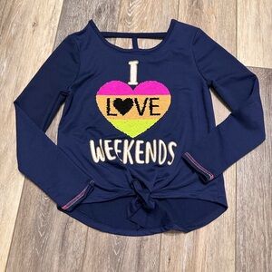 ❤️  girls navy blue with color changing sequins sweater. New